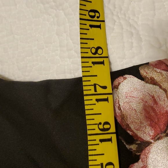 Pink metallic foil blossom floral print Cleo princess cut dress in size XL - Picture 13 of 15